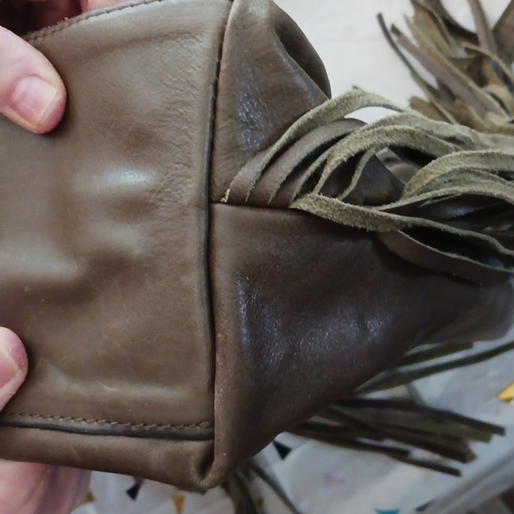 Patricia Nash Drawstring Crossbody Bucket Bag - Picture 6 of 11